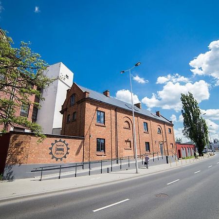 Hostel Fabryka Włocławek エクステリア 写真